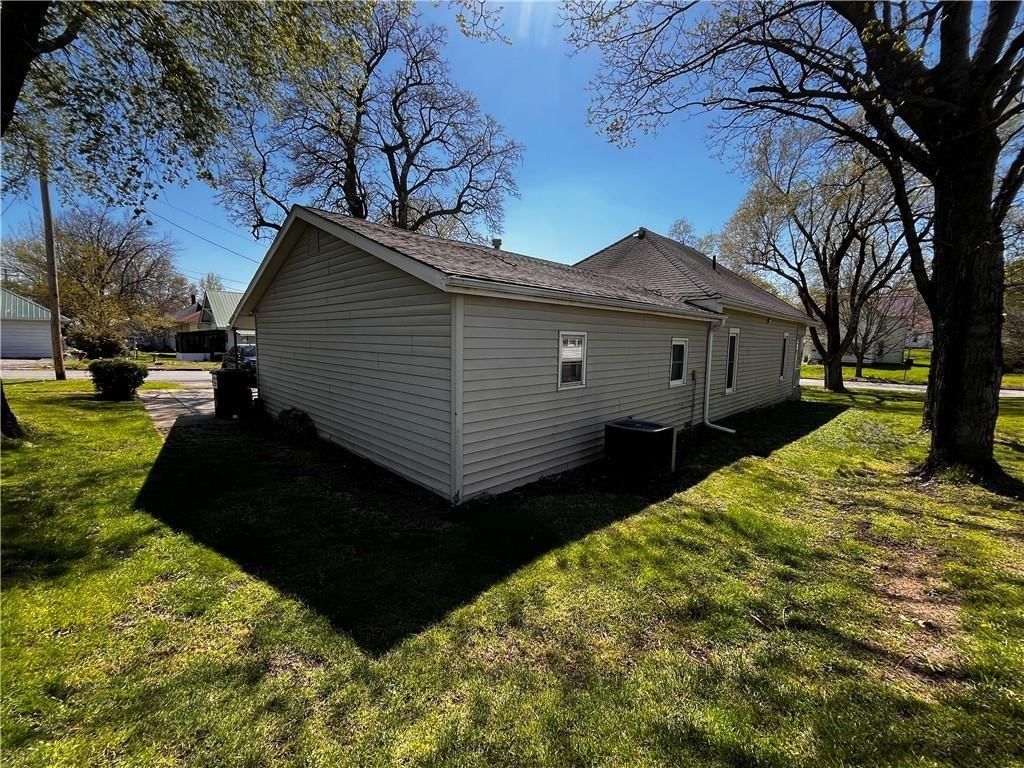 1400 Central Avenue — photo 6