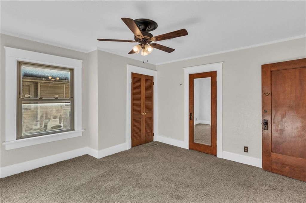 305 E Main Street — photo 19
