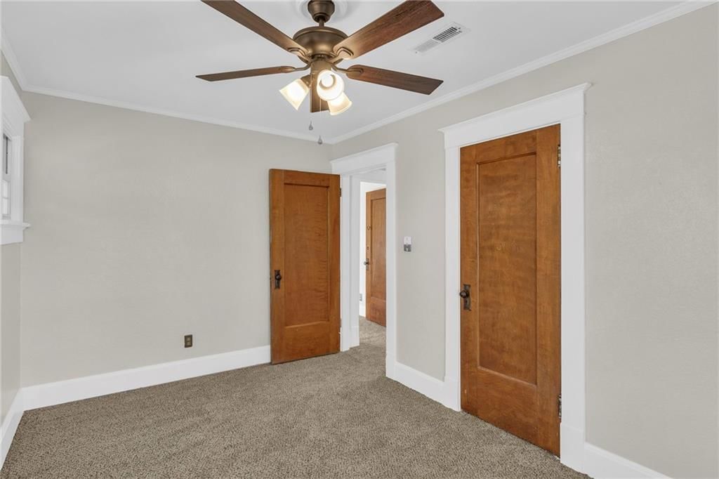 305 E Main Street — photo 21