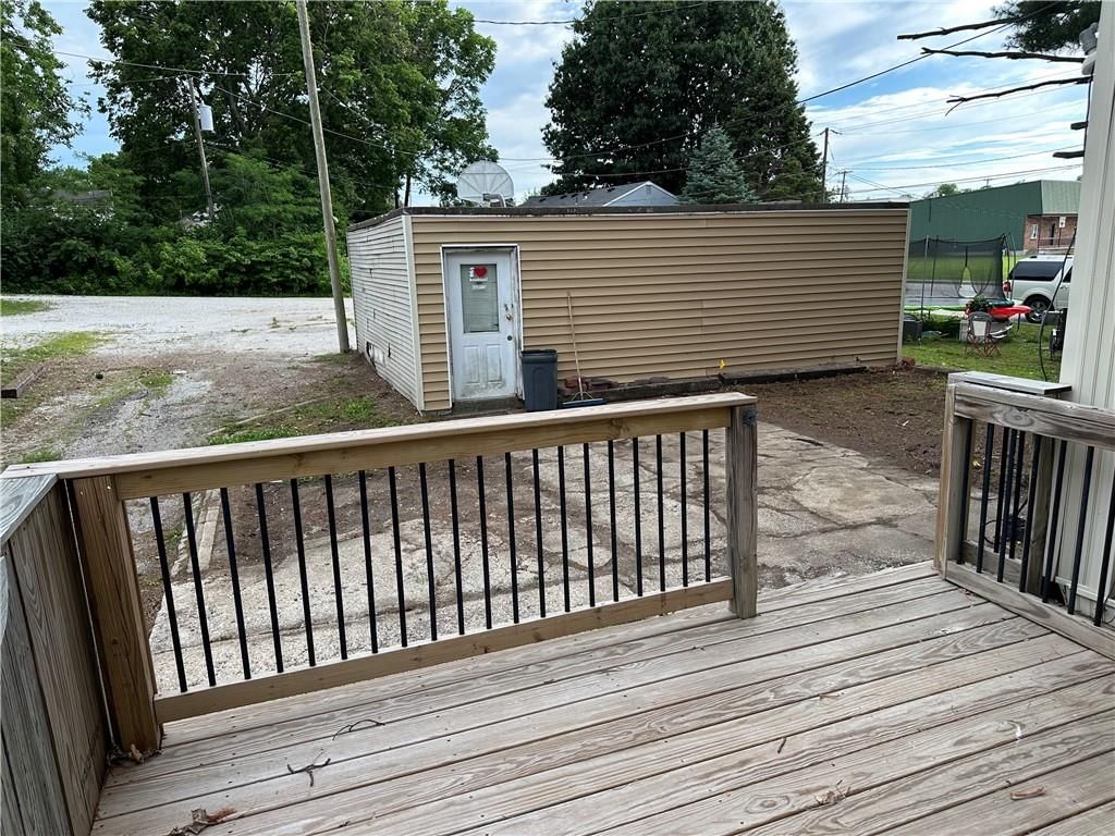 305 E Main Street — photo 28