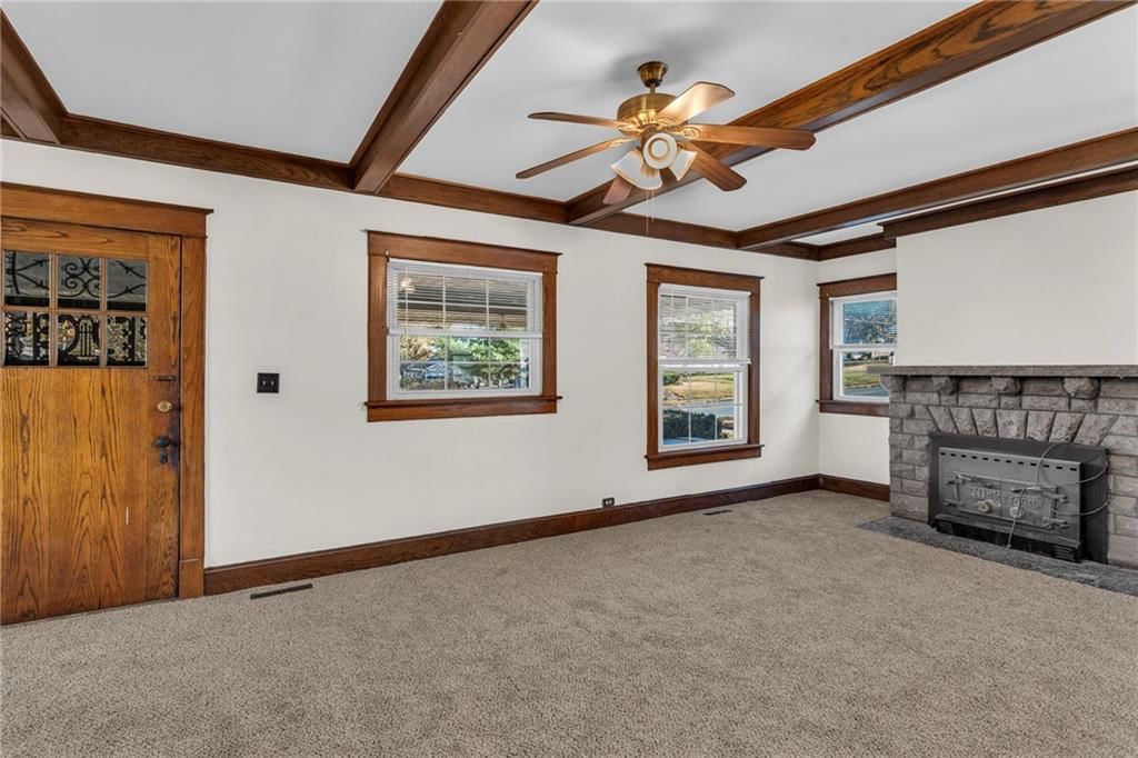 305 E Main Street — photo 10