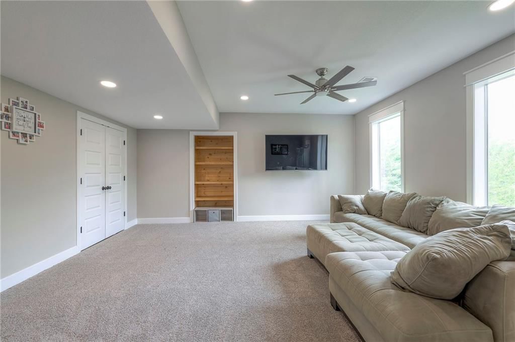 2870 W Wabash Street — photo 38