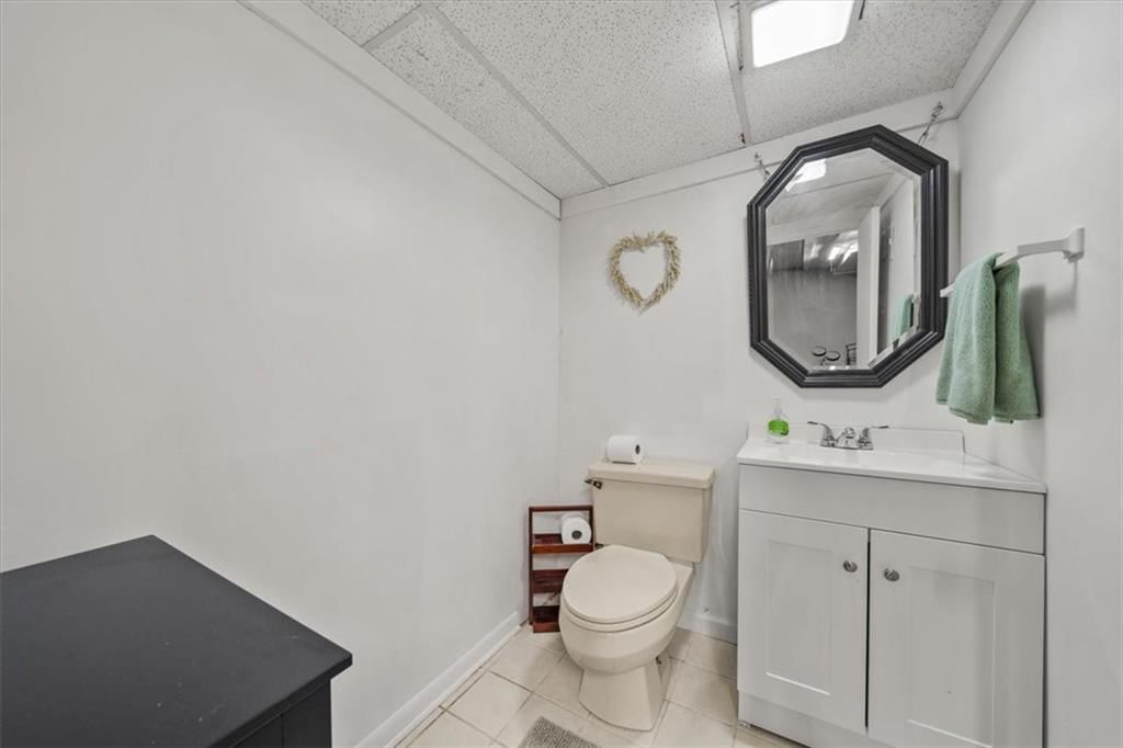 8708 W 92nd Street — photo 22