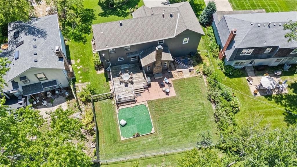 8708 W 92nd Street — photo 31