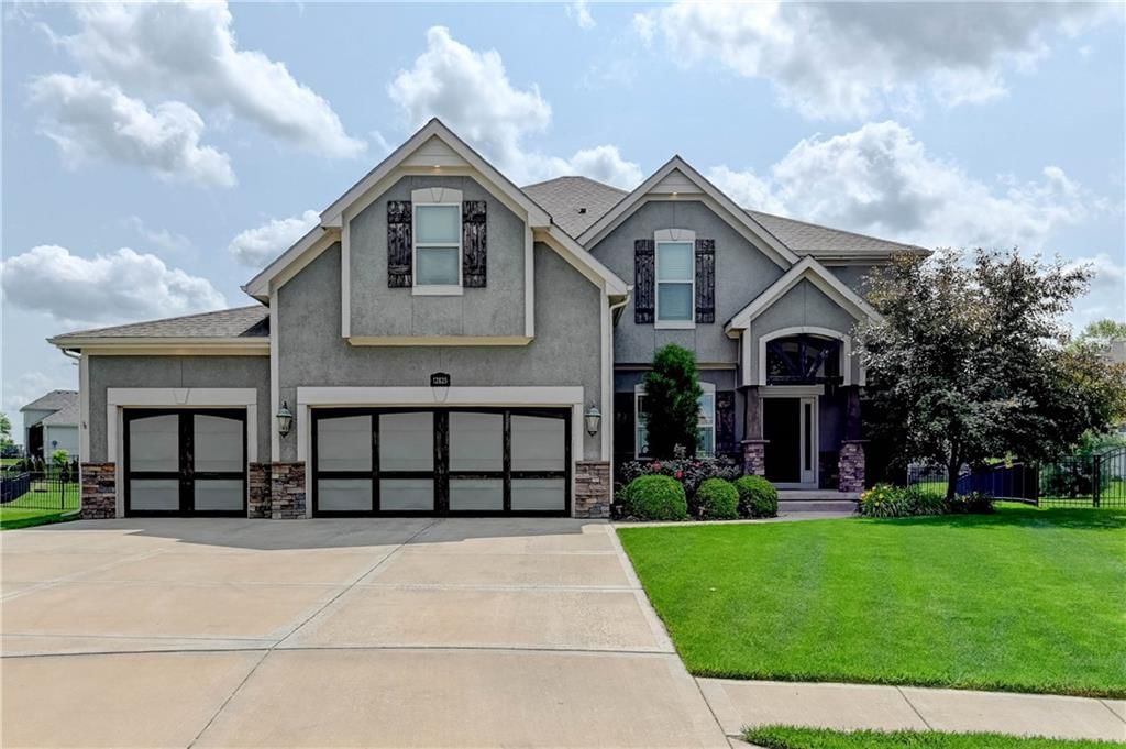 12825 N Bellflower Court — photo 2