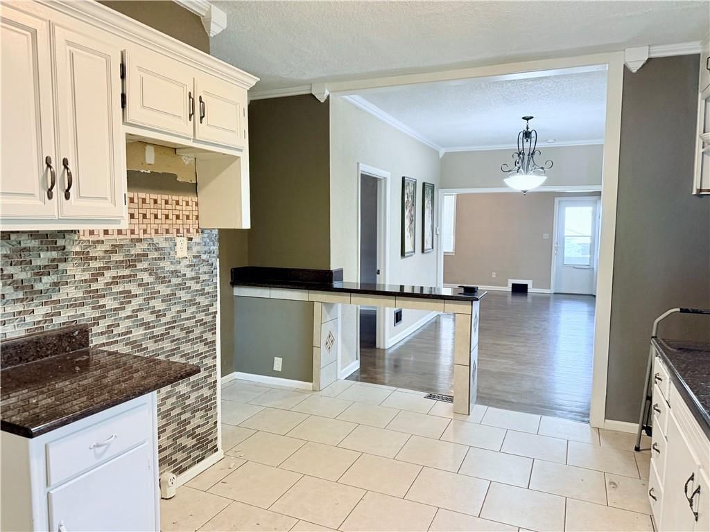 210 S Mill Street — photo 10