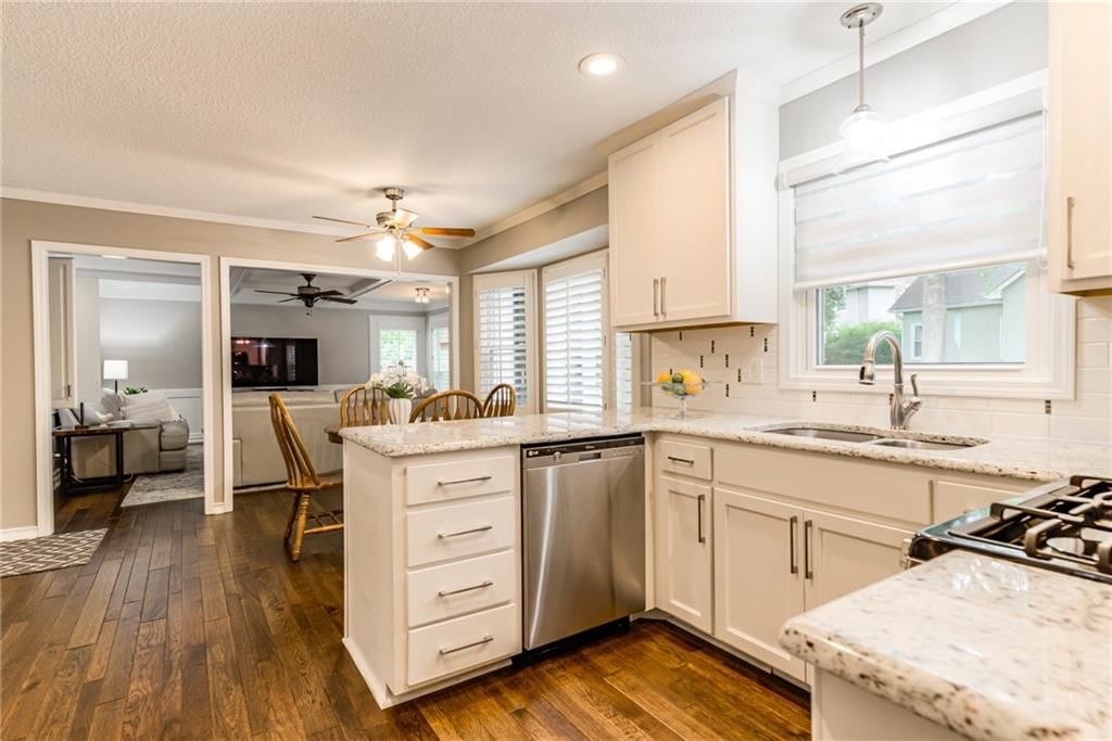 8948 Hall Drive — photo 11