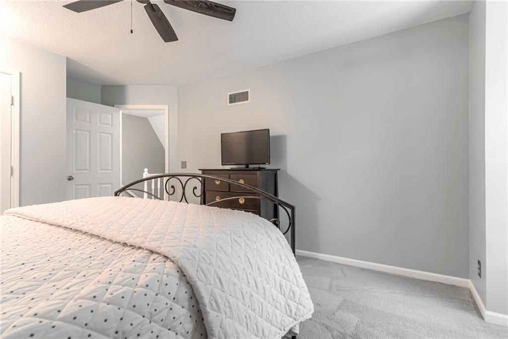 8948 Hall Drive — photo 35