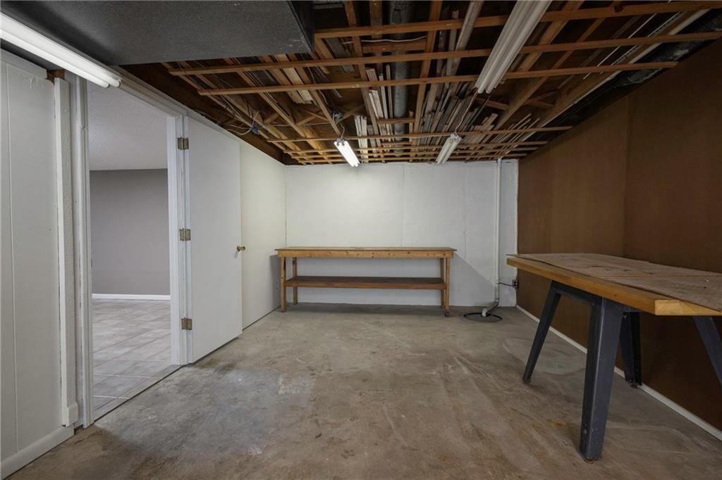 2105 Calumet Drive — photo 25