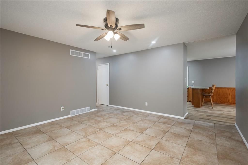 2105 Calumet Drive — photo 7