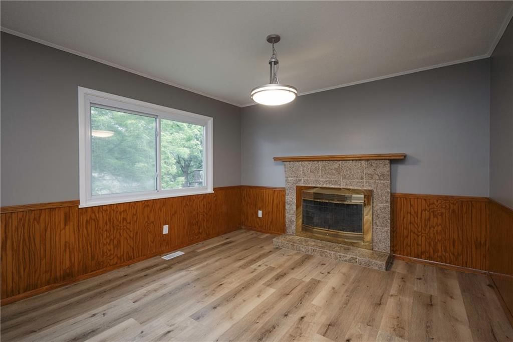 2105 Calumet Drive — photo 8