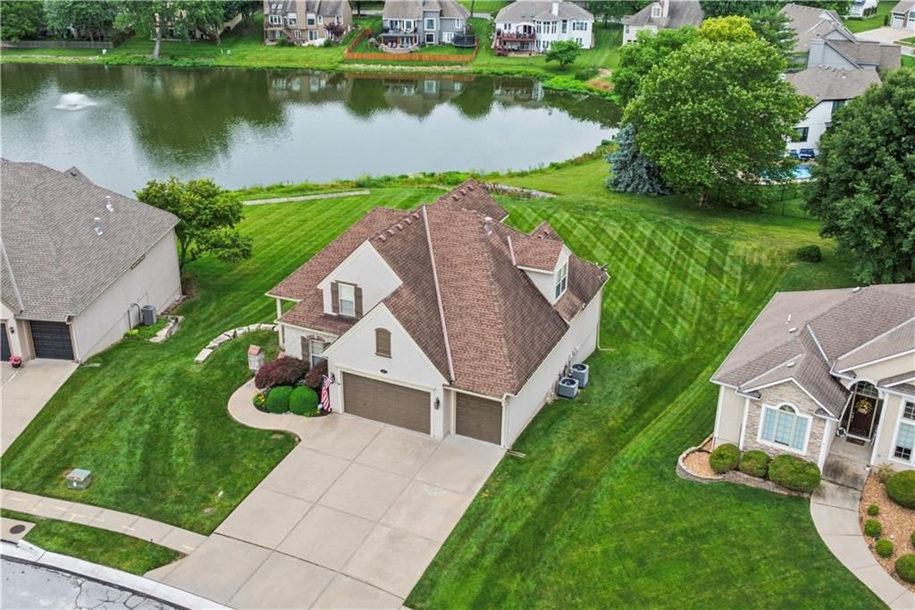 4204 SW Duck Pond Drive — photo 3