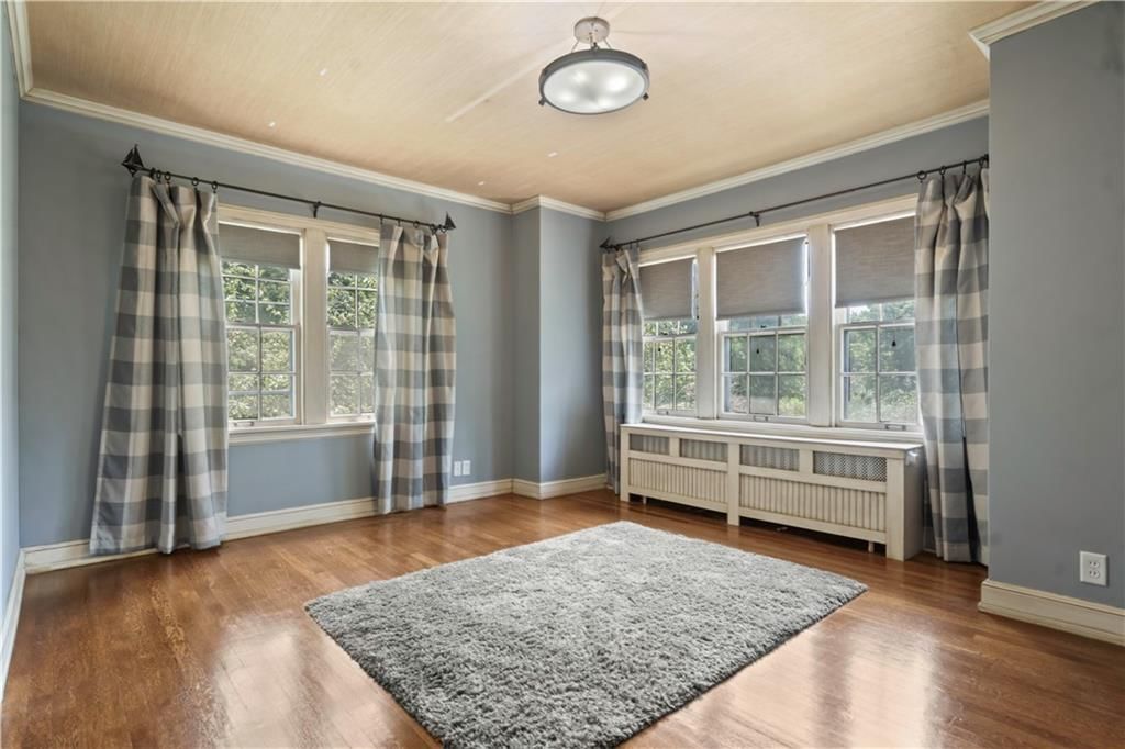 1225 W 57 Street — photo 43
