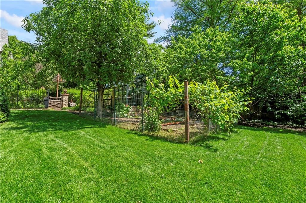 1225 W 57 Street — photo 66