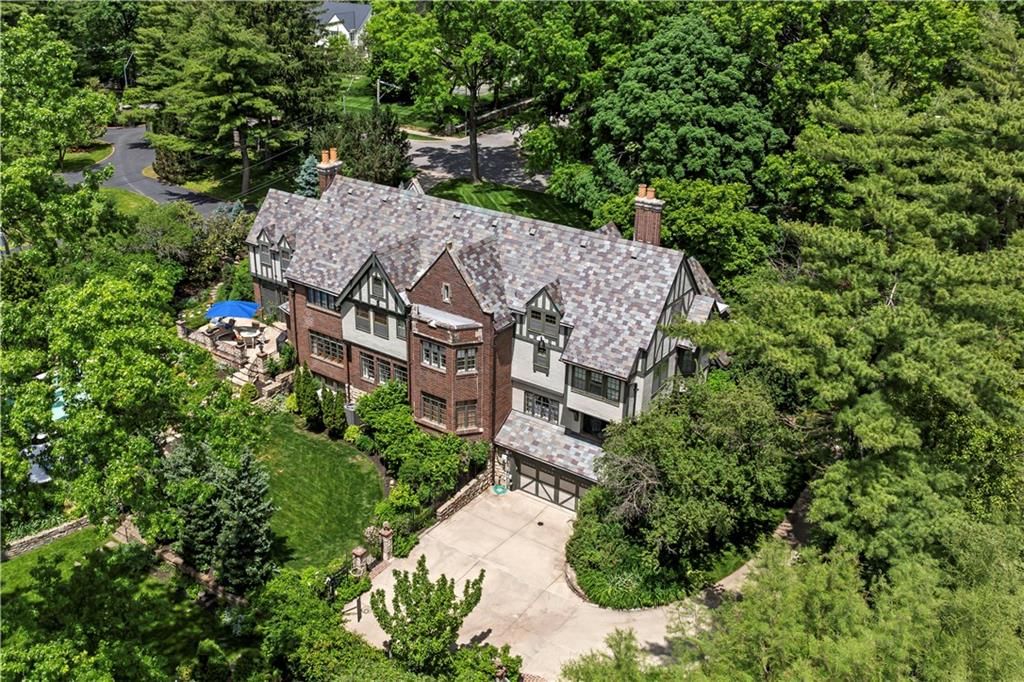 1225 W 57 Street — photo 74