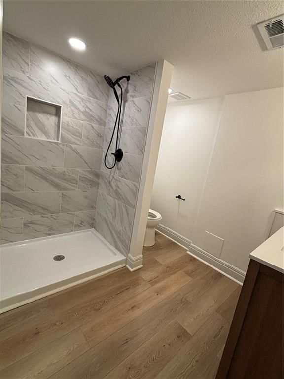 3011 S Claremont Avenue — photo 17