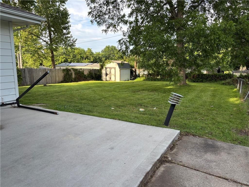 3011 S Claremont Avenue — photo 23