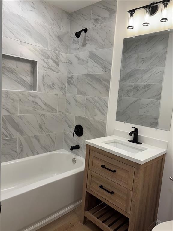 3011 S Claremont Avenue — photo 10