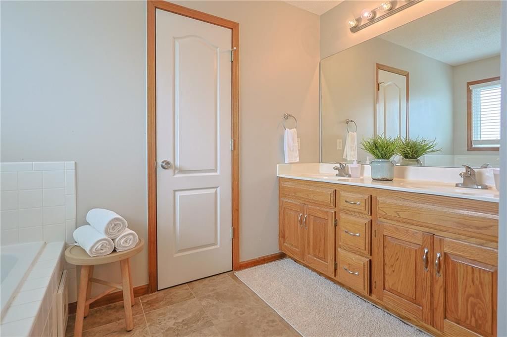 10908 N Farley Avenue — photo 14