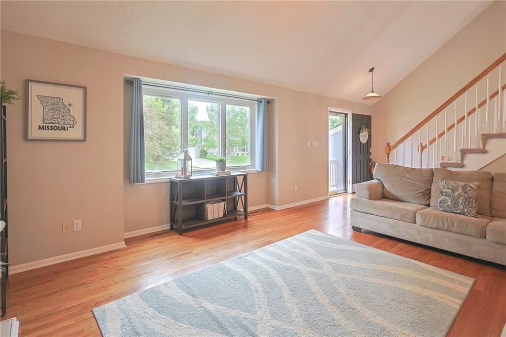 10908 N Farley Avenue — photo 5