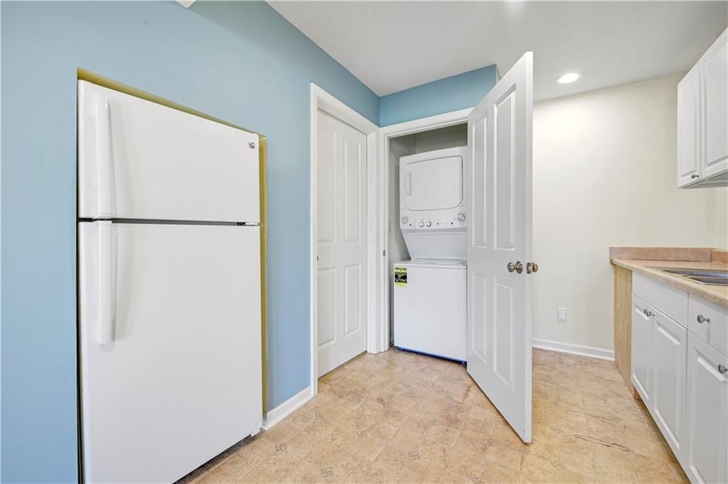 16127 Linden Street — photo 28
