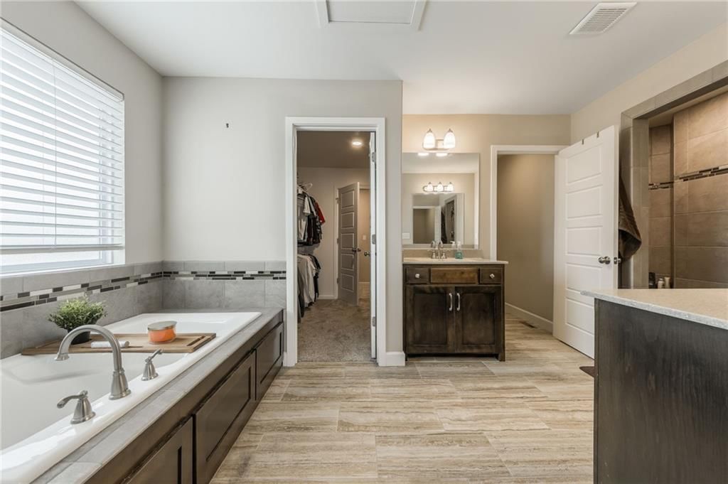 10500 N Randolph Avenue — photo 13