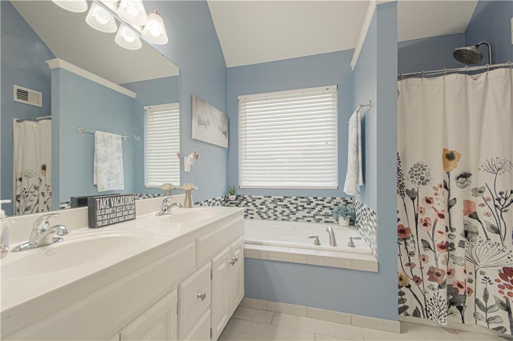 11507 N Kentucky Avenue — photo 13