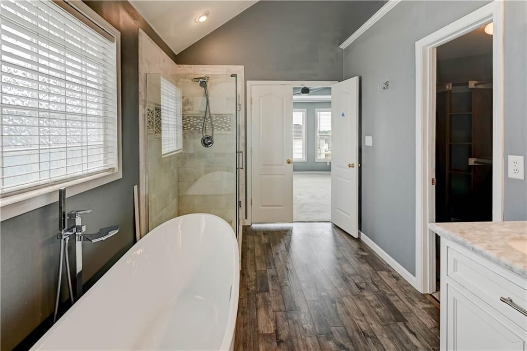 2512 NE Old Paint Road — photo 34
