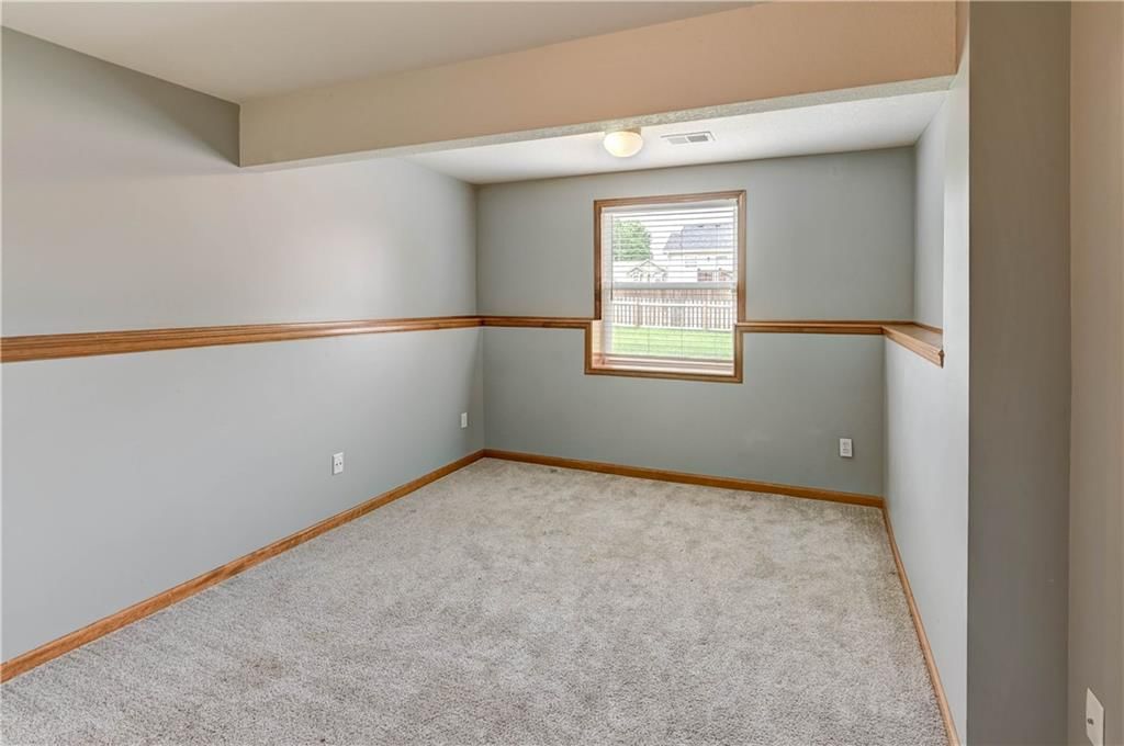 2512 NE Old Paint Road — photo 48