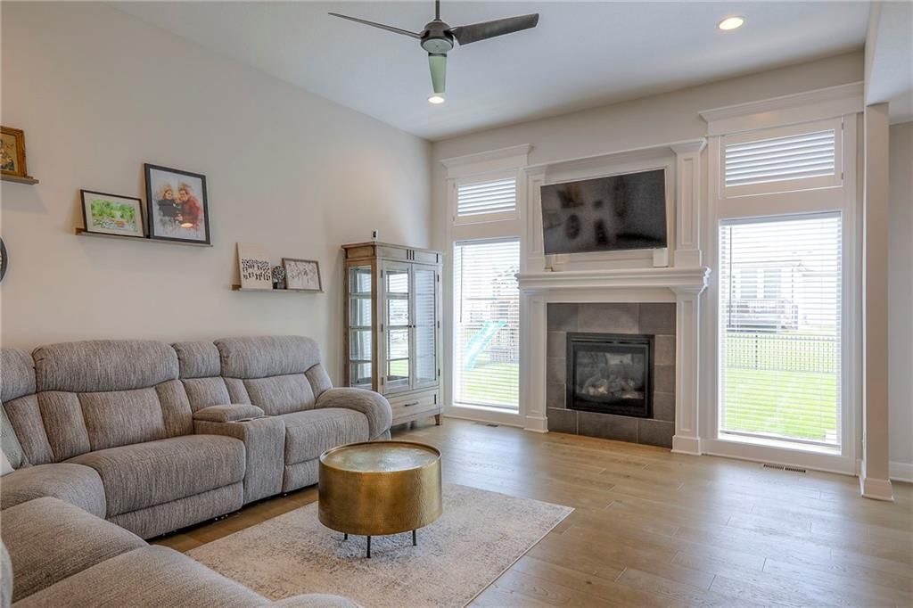 4812 SW 4th Street — photo 4
