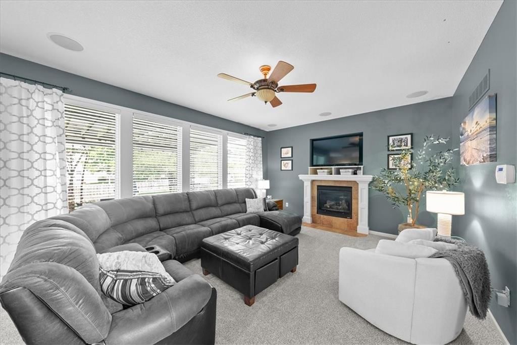 10958 S Langley Street — photo 13