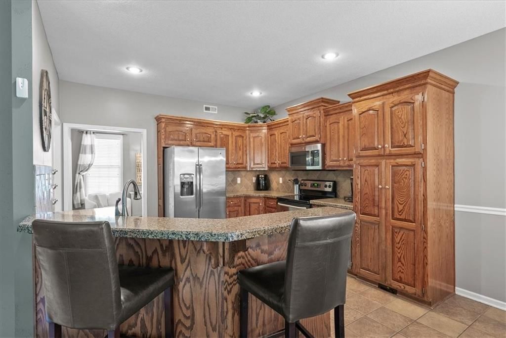10958 S Langley Street — photo 10