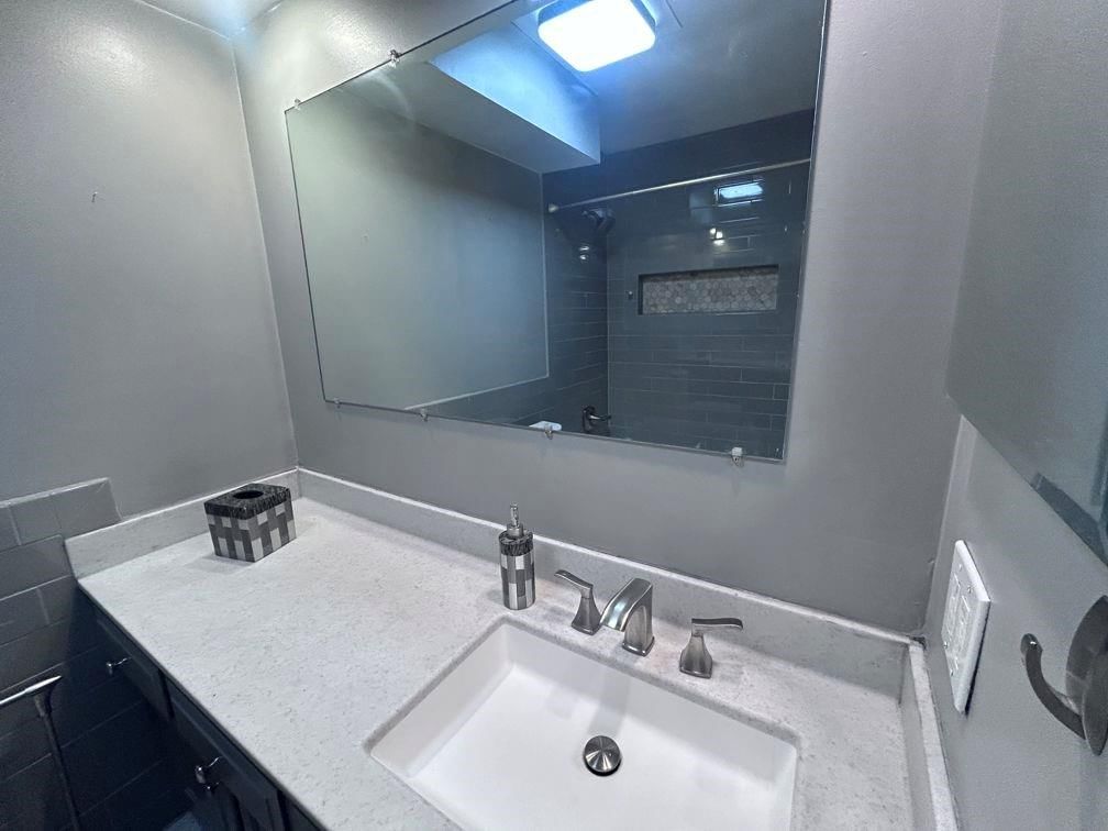 419 W 104th Street — photo 3