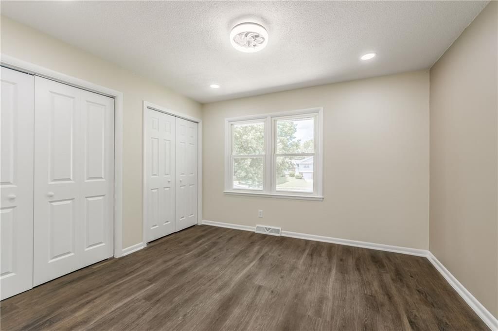 729 S CENTRAL Street — photo 16