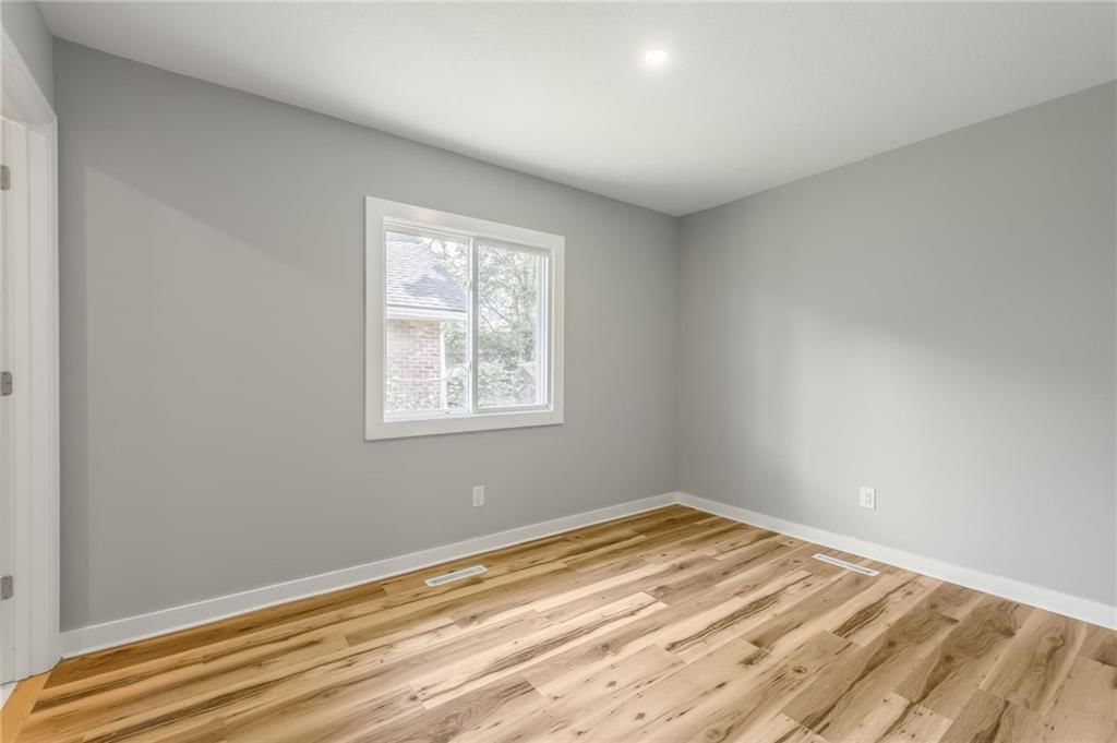 2118 KANSAS Avenue — photo 12