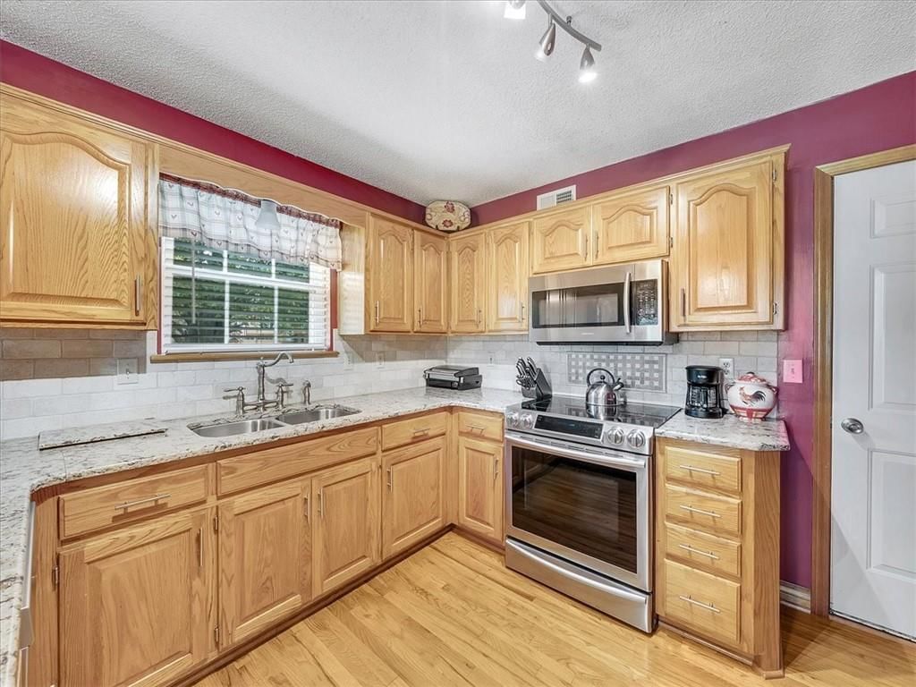 506 S Pelham Path Street — photo 10