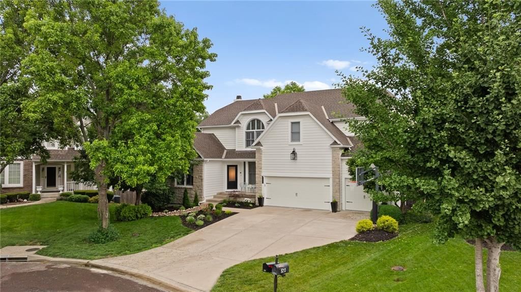 5209 W 161st Street, Overland Park, KS