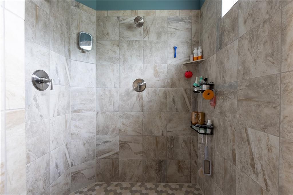 9408 N Liberty Street — photo 19