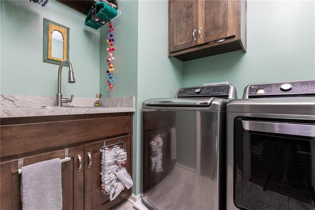 9408 N Liberty Street — photo 22