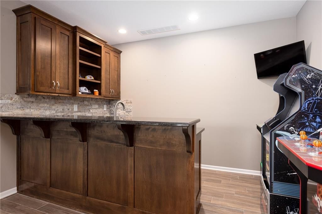 9408 N Liberty Street — photo 37