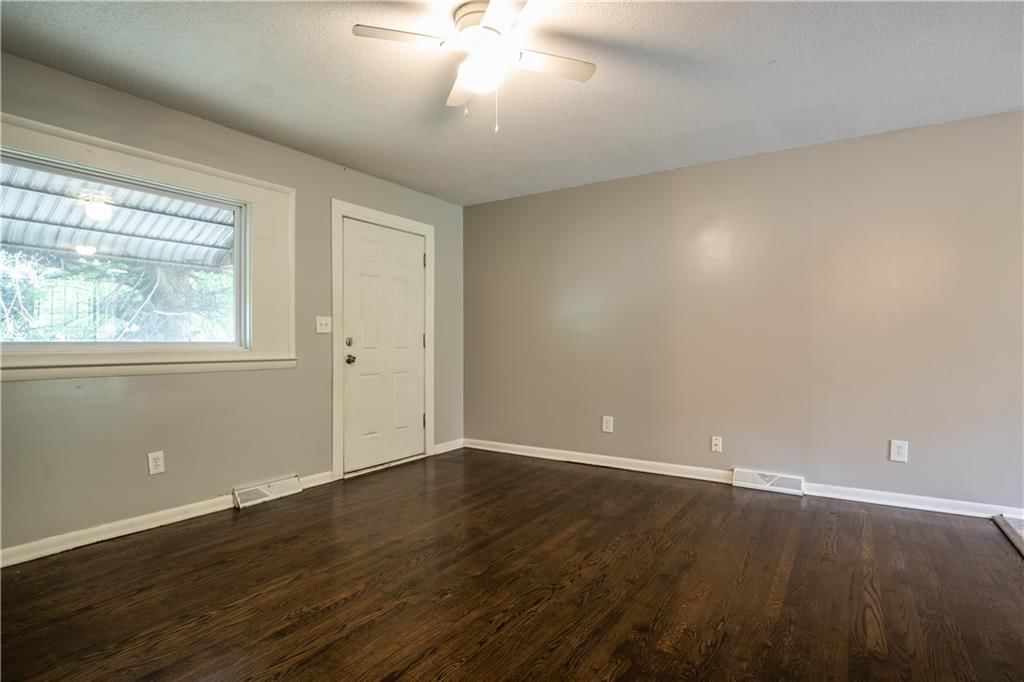 531 S Cedar Avenue — photo 4