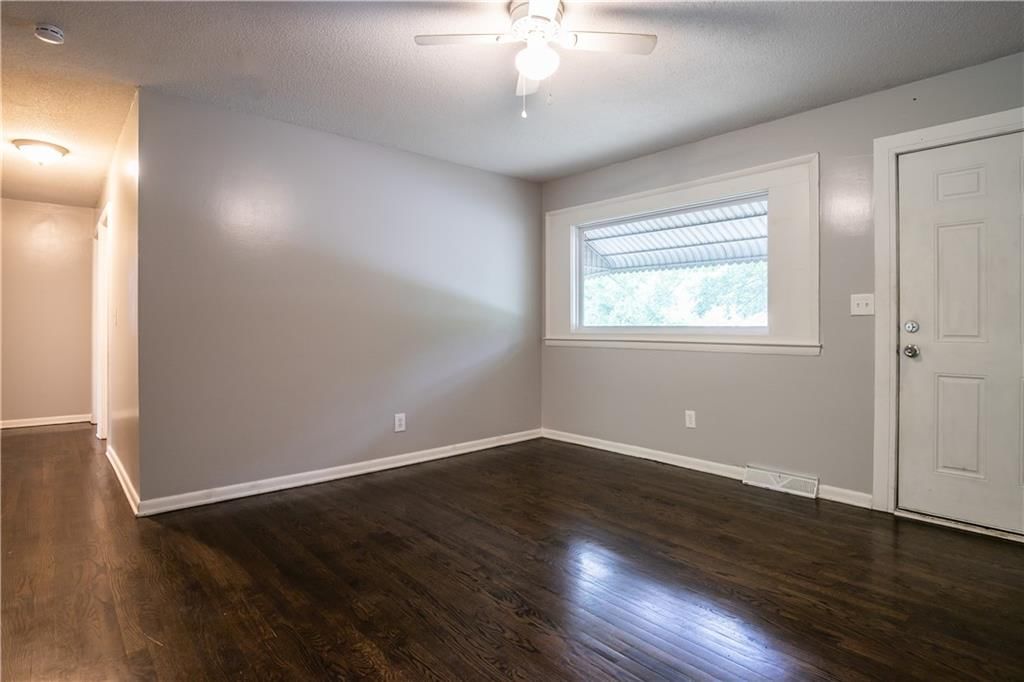 531 S Cedar Avenue — photo 6