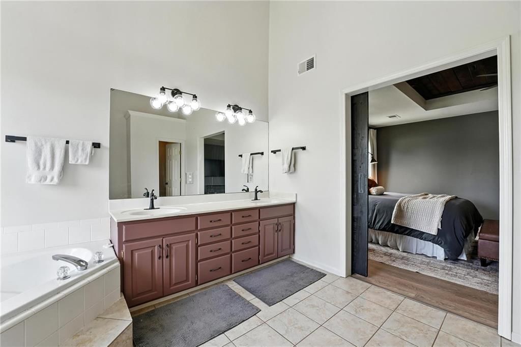 15376 Loring Road — photo 29