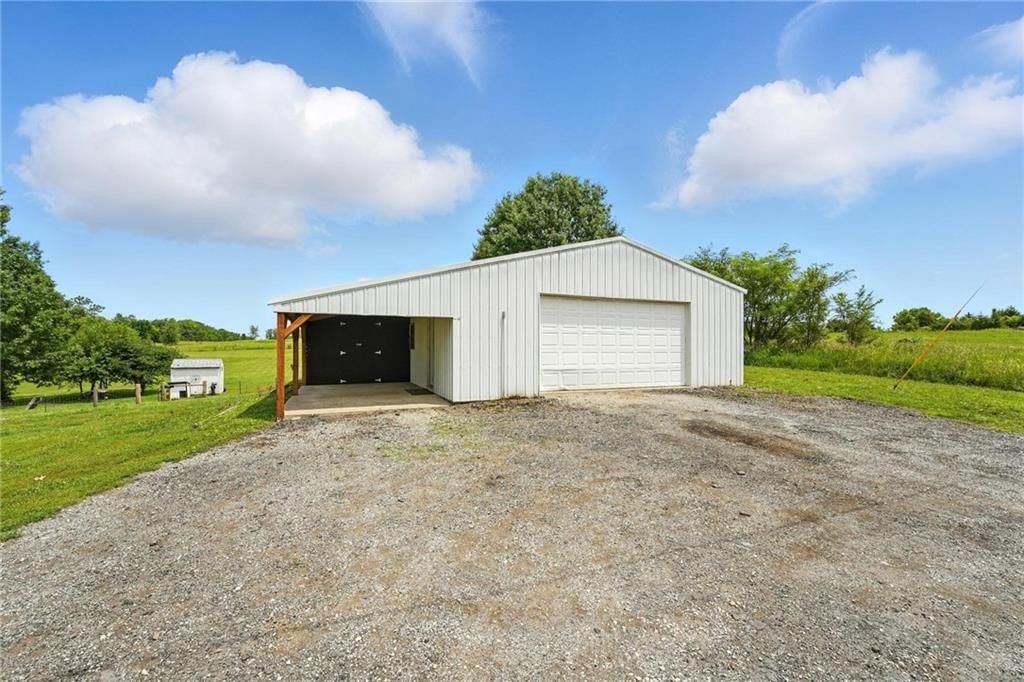 15376 Loring Road — photo 47
