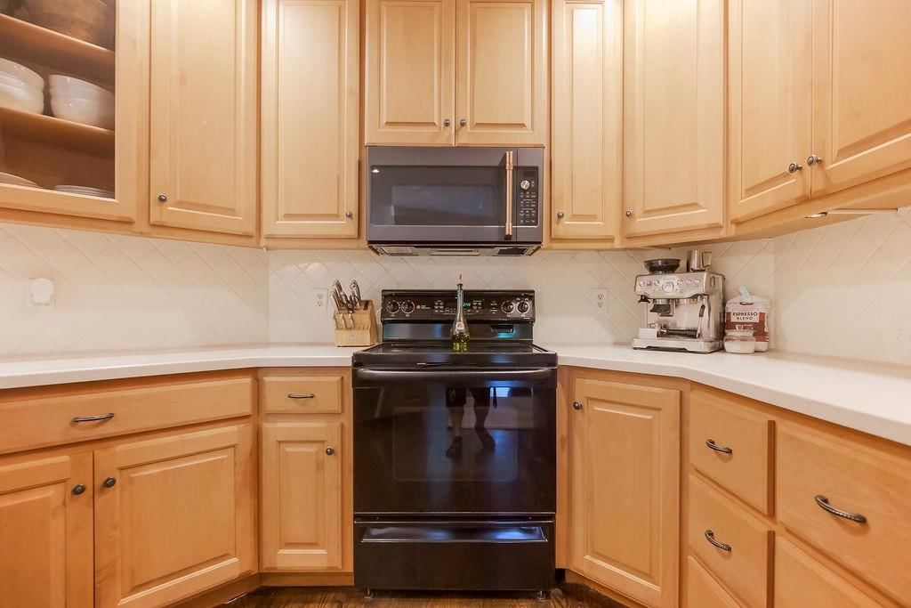 8148 Lingle Lane — photo 10