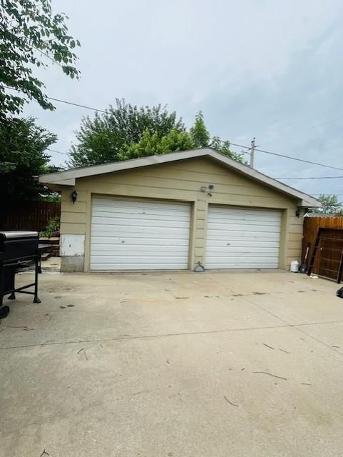 3119 Seneca Street — photo 35