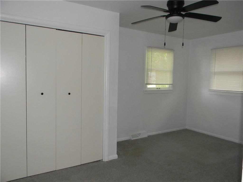 811 E Garfield Street — photo 10