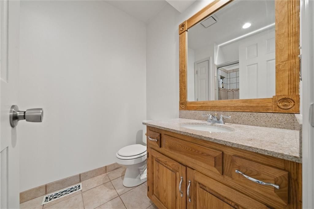 9805 W 121st Terrace — photo 26
