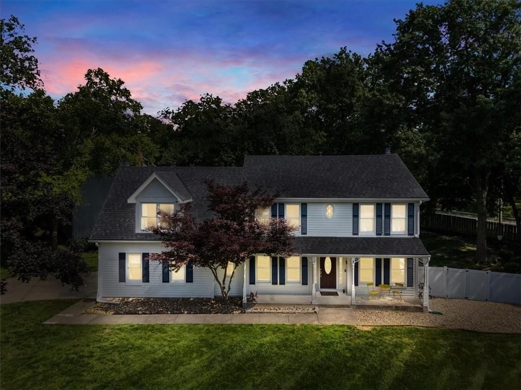 13403 W 78th Place, Lenexa, KS