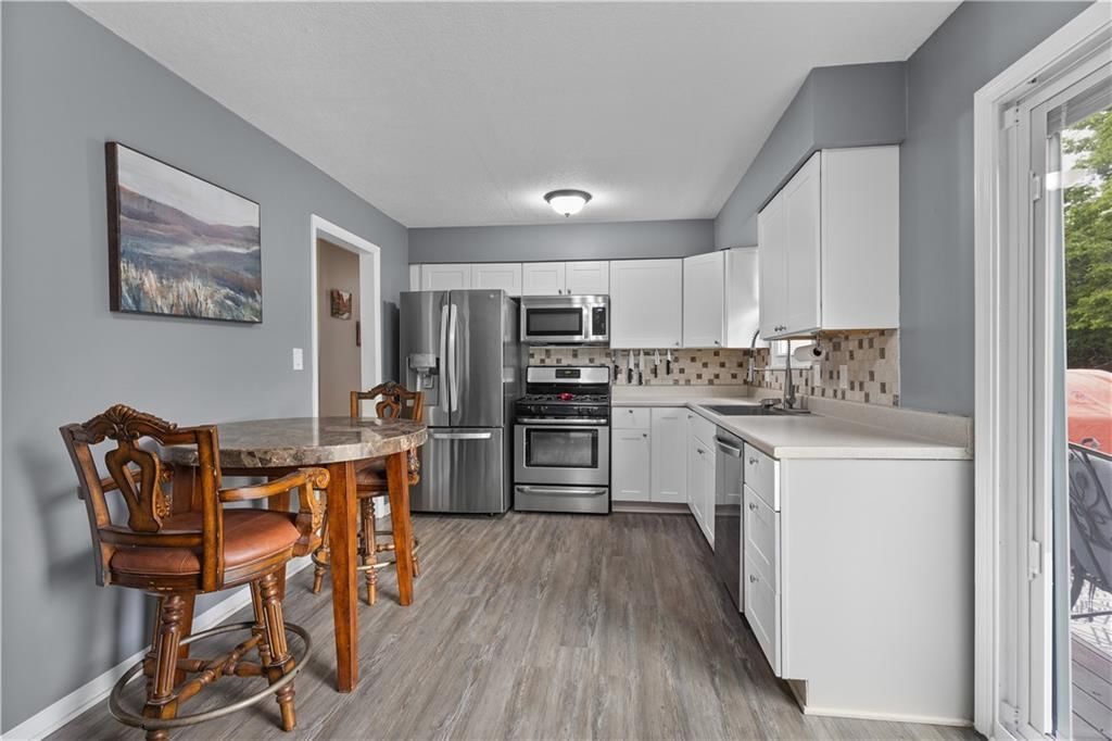 804 S Scott Avenue — photo 17